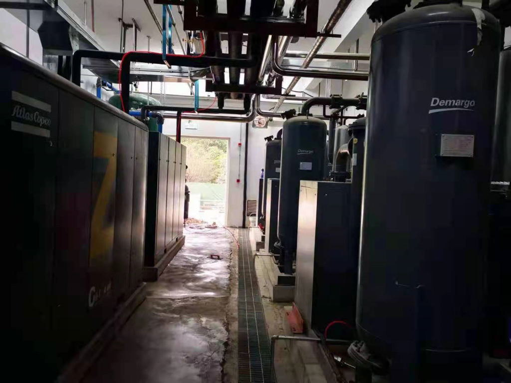 Empresa de capital extranjero en una fábrica electrónica de Zhejiang